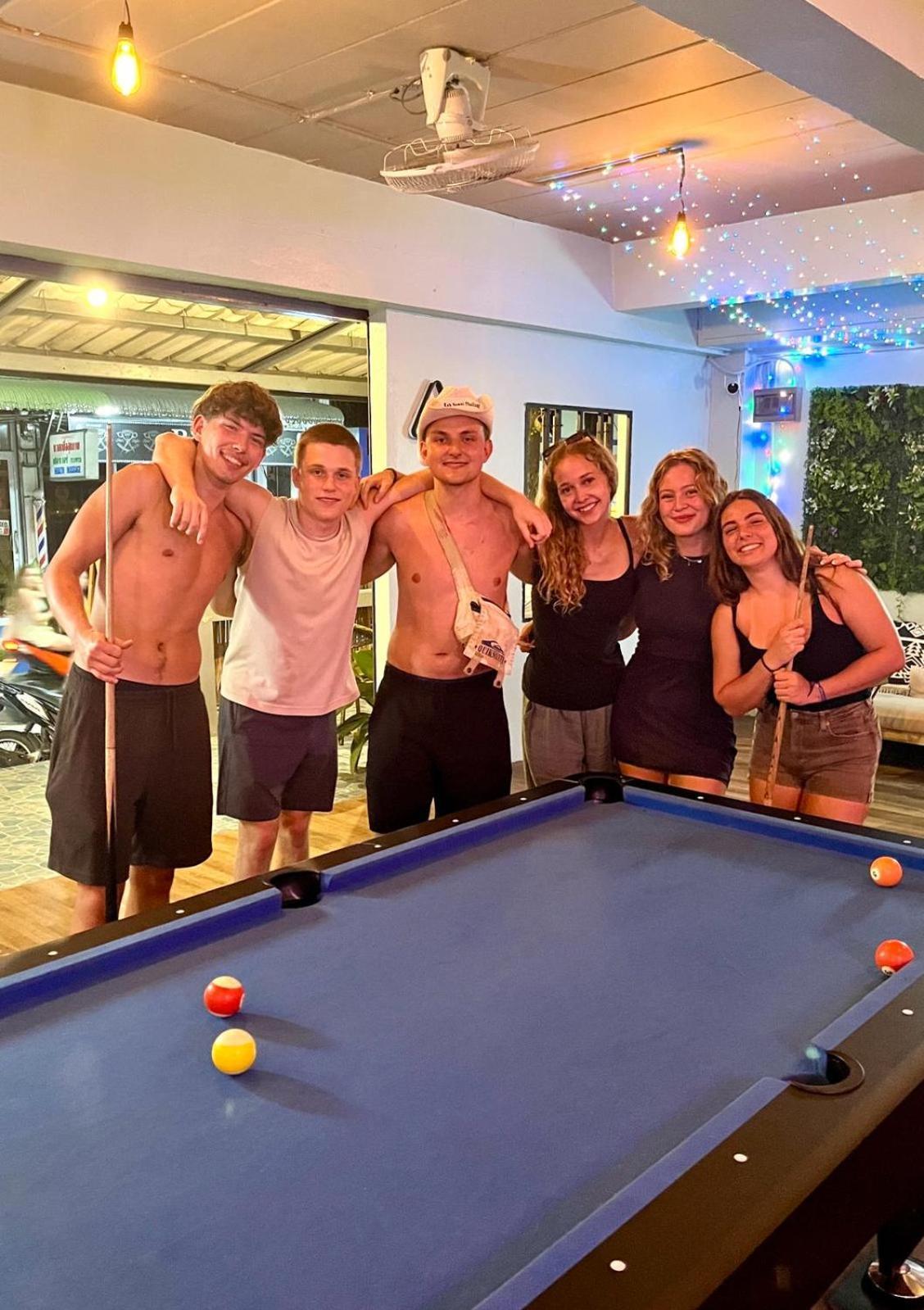 Tiki Tribe Bar & Hostel 코타오 외부 사진